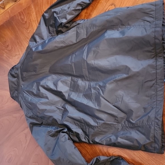 STORMTECH black coat with blue zippers - Picture 11 of 16